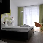 ホテル アルテ クレムス 4*